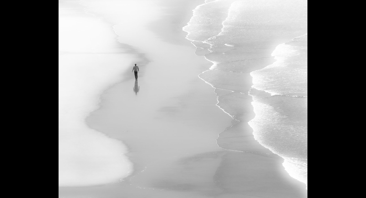 Shoreline-Stroll (Copy)